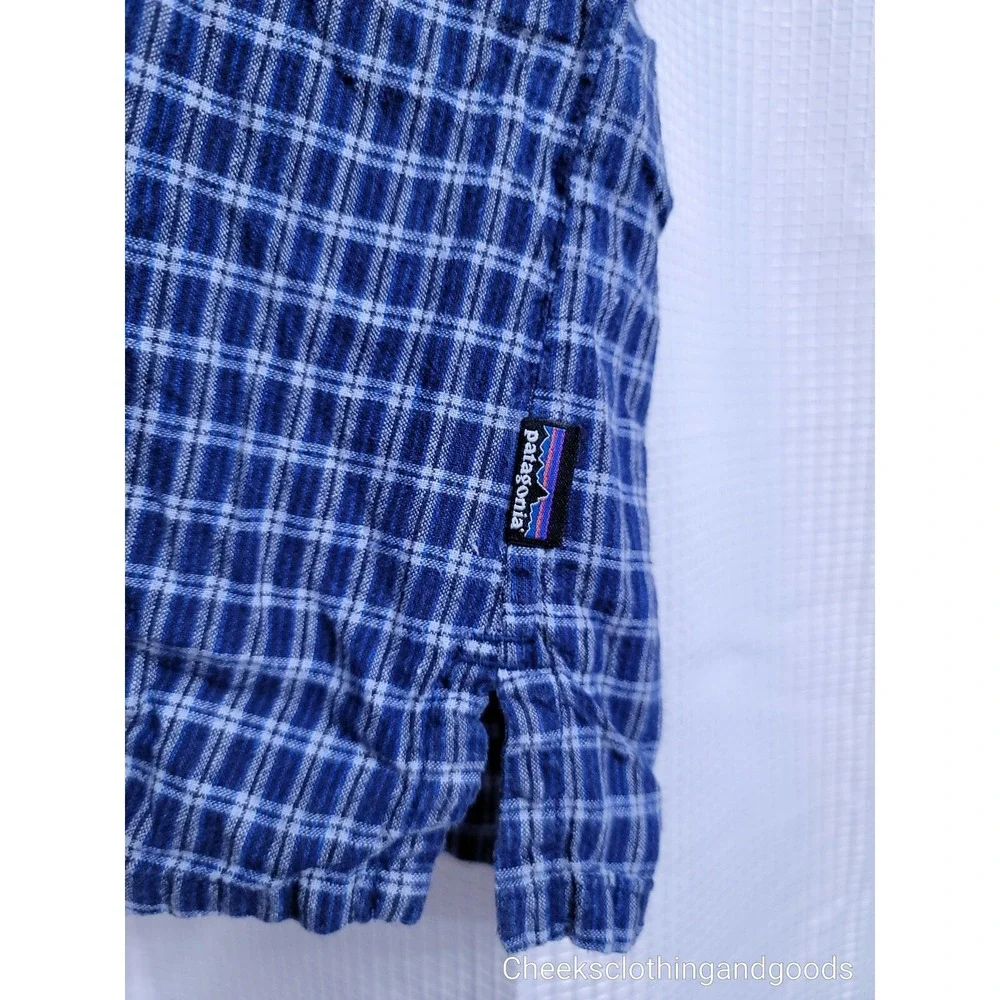 Lot of 2 Patagonia Short Sleeve Polo / Plaid Shirts Men's MEDIUM